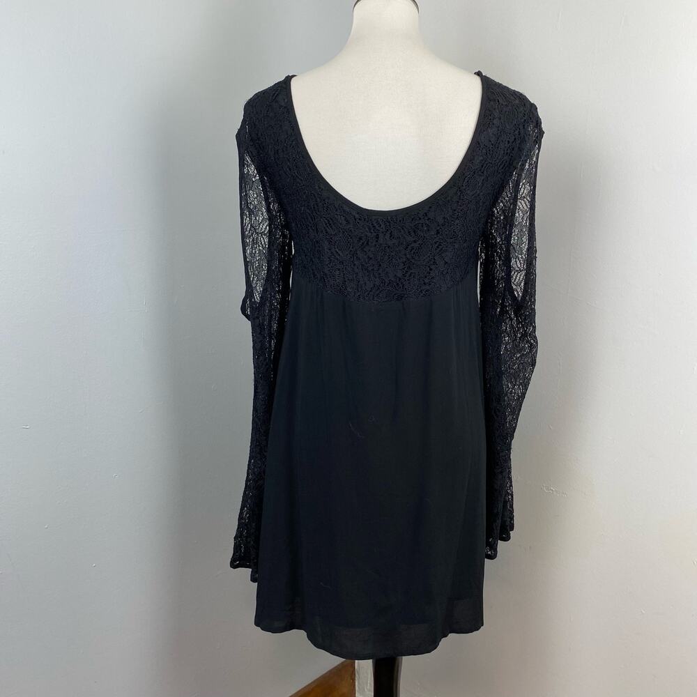 Minkpink Solid Black Lace Long Sleeve Cold Shoulder Mini Dress Medium NEW - Picture 5 of 8
